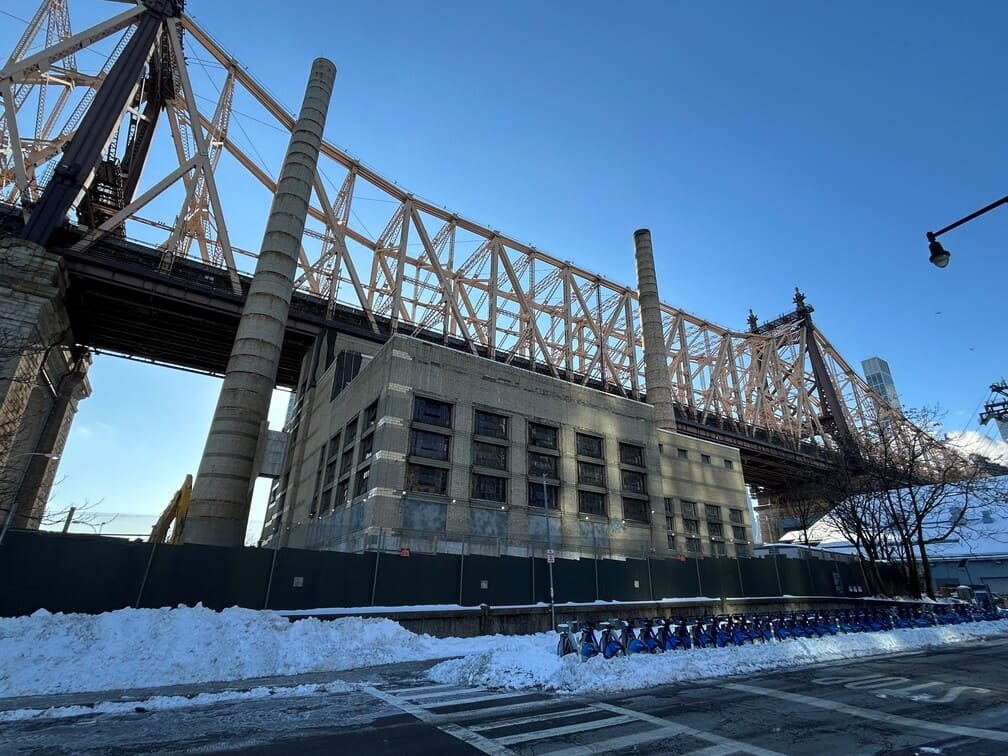 Roosevelt Island Steam Plant